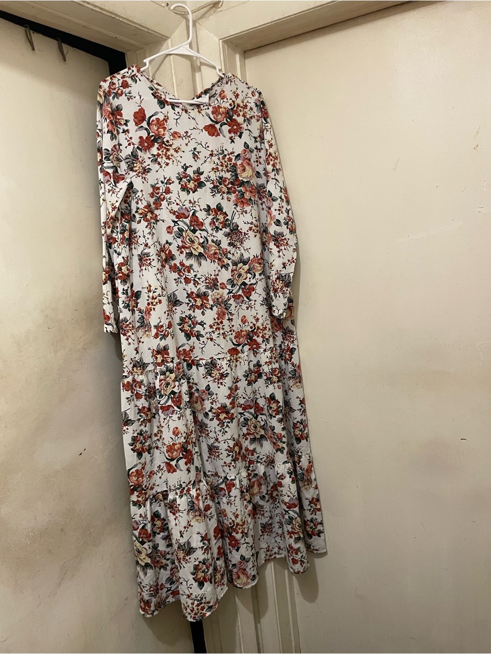 Floral Long Sleeve Maxi Dress in Cream and Rust
